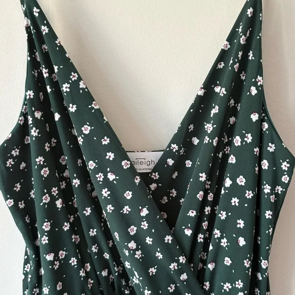 Kaileigh Rochelle Knit Floral Jumpsuit - Picture 4 of 15